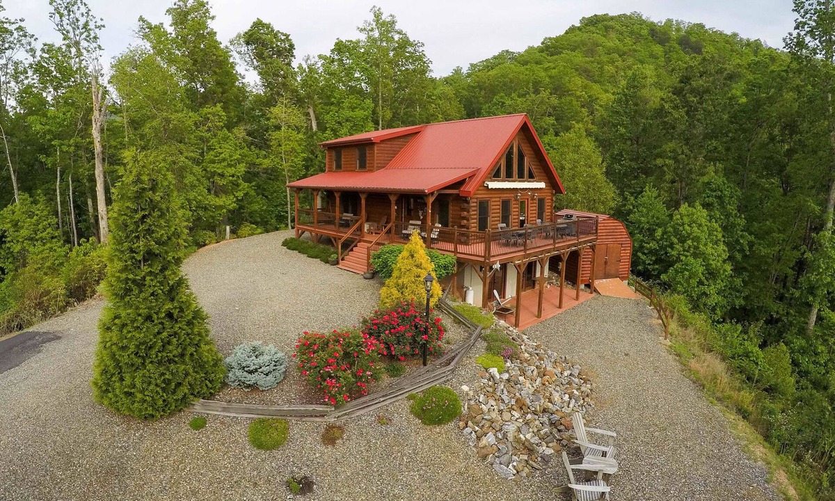 Whittier Cabin | Secluded mountain view log cabin with WiFi, fireplace, & wrap-around porch