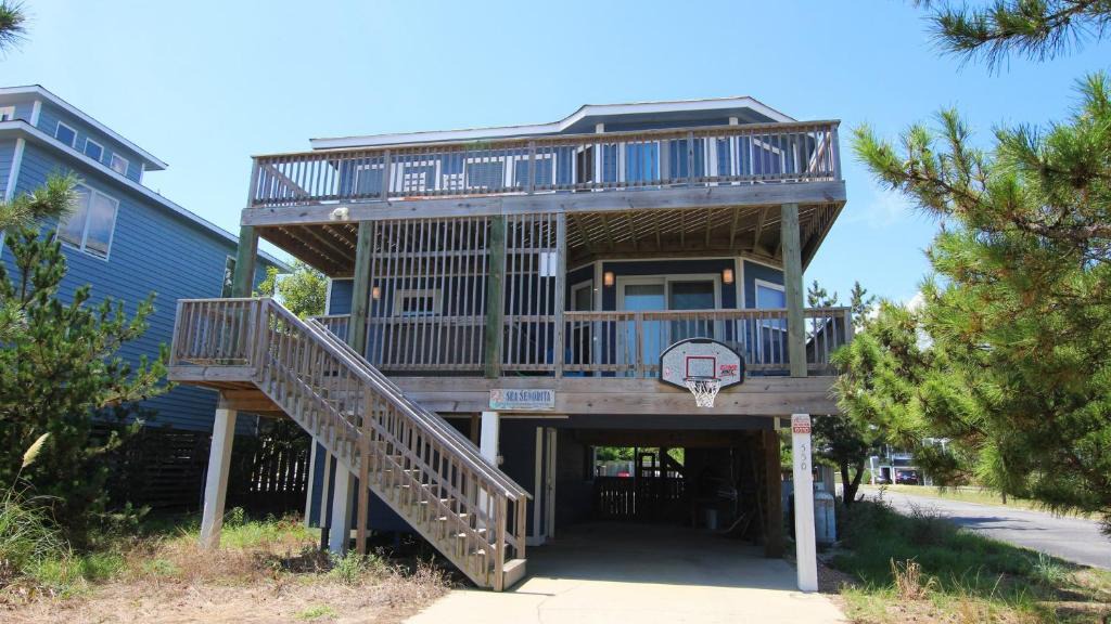 Ocean Sands House | Semi-Oceanfront, Rec Room, Close to beach, Pool, OS1D, Sea Senorita