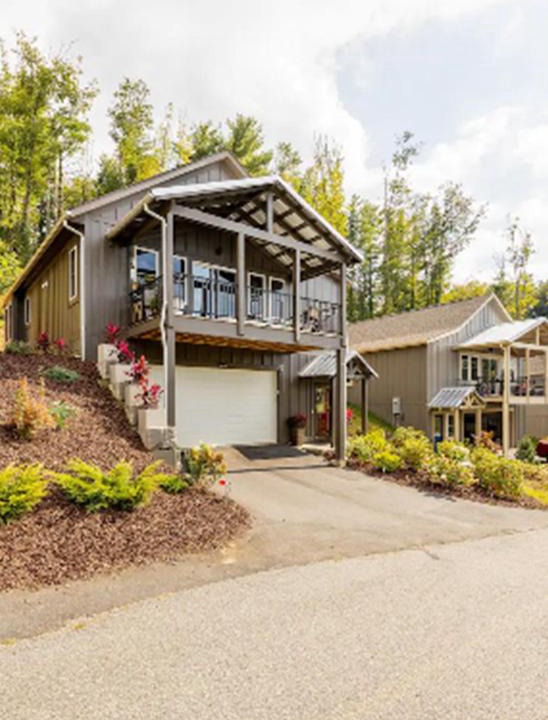 Boone Villa | Serene Rustic Farmhouse Mountain Cottage (Sleeps 4)