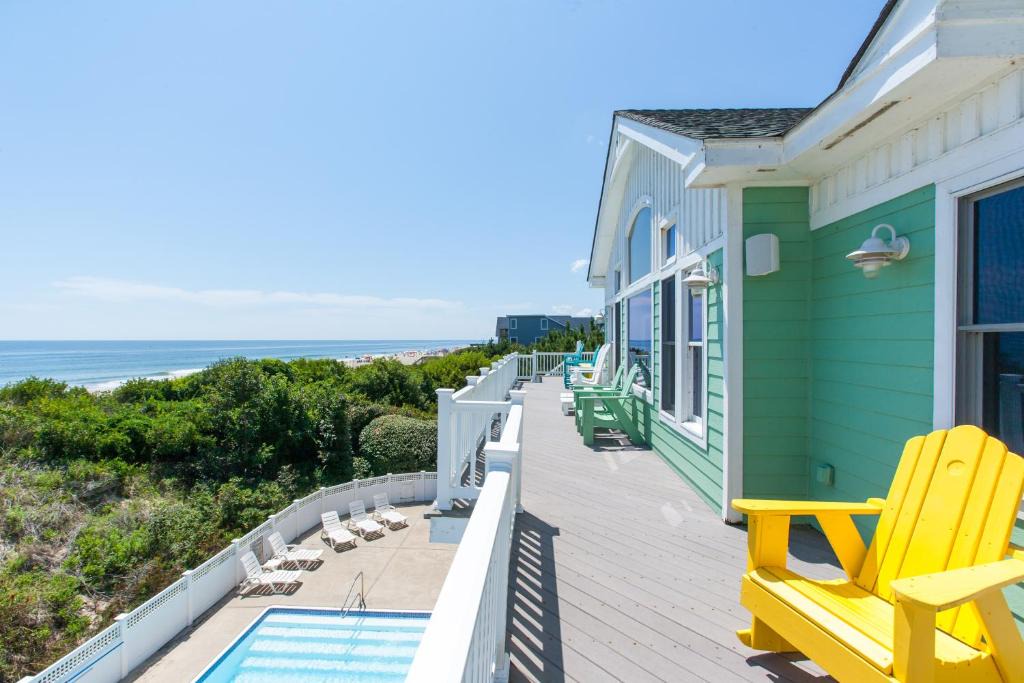 Whalehead Beach House | Seven Suns 428