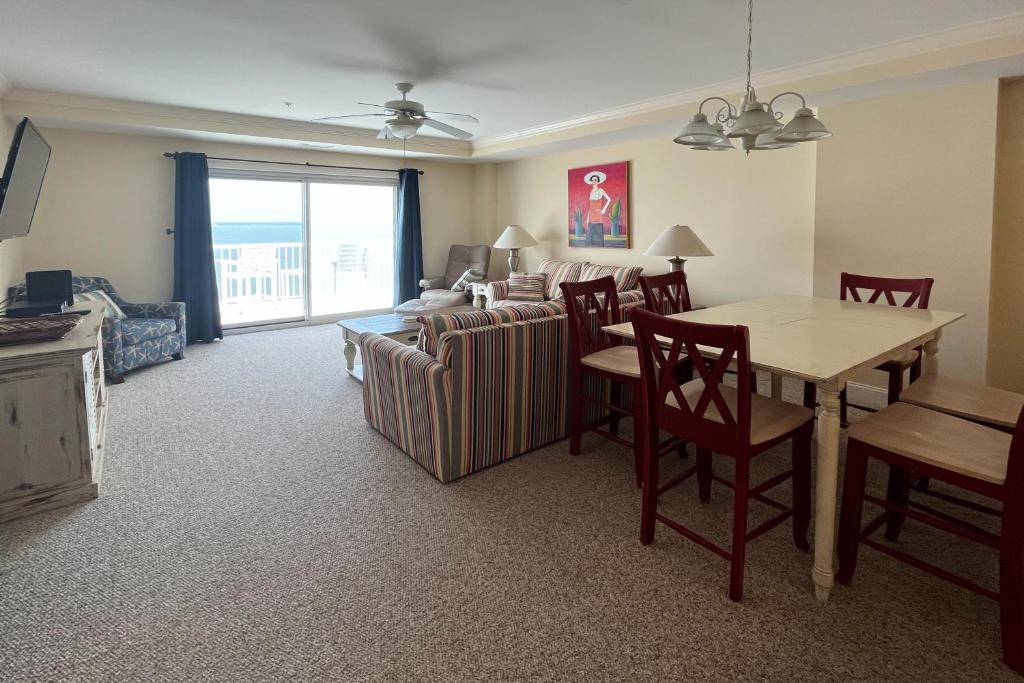 Indian Beach Apartment | Seventh Heaven