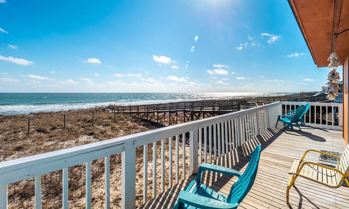 Kure Beach House | Shoo Fly | Oceanfront Porch + Steps to the Beach!
