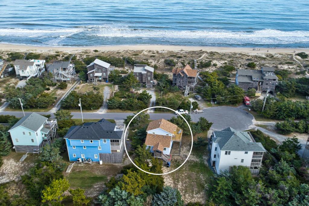 Avon House | Shore Thing #90-1