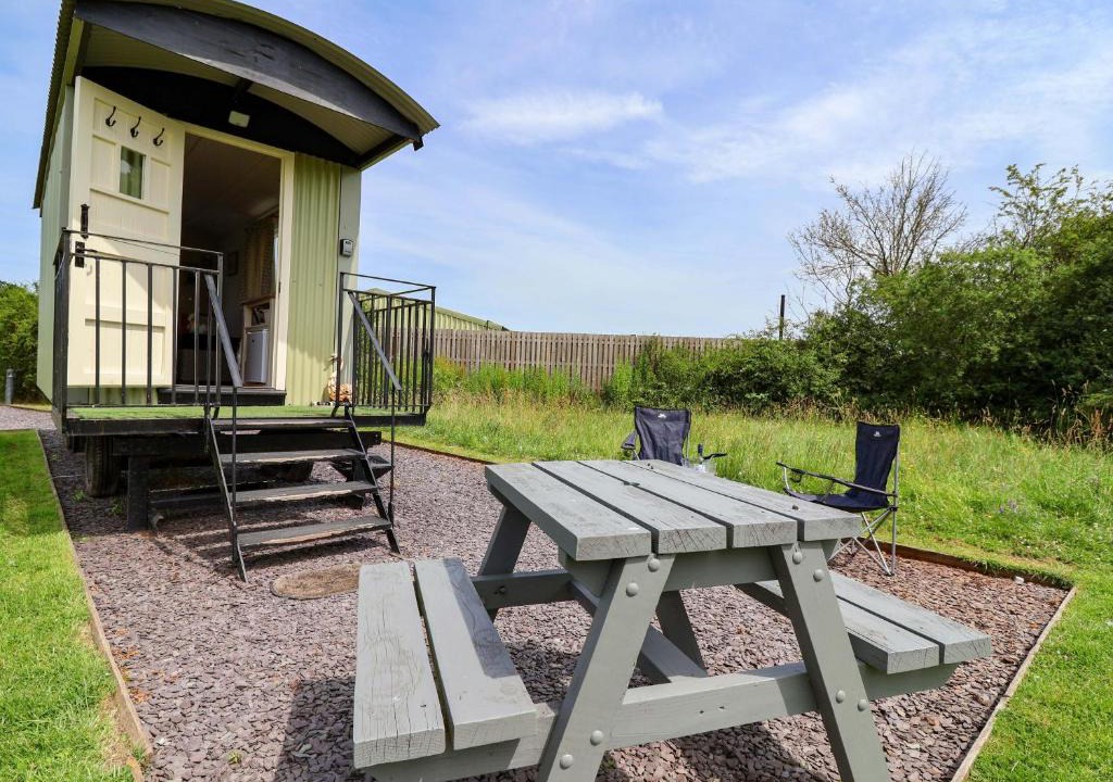 Loppington House | Sid's Nest
