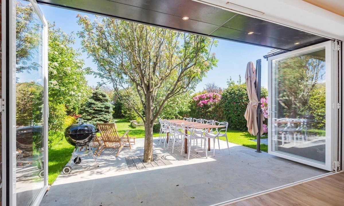 East Wittering House | Sleeps 10 | Beach House 200m from Sea | Walk to East Wittering
