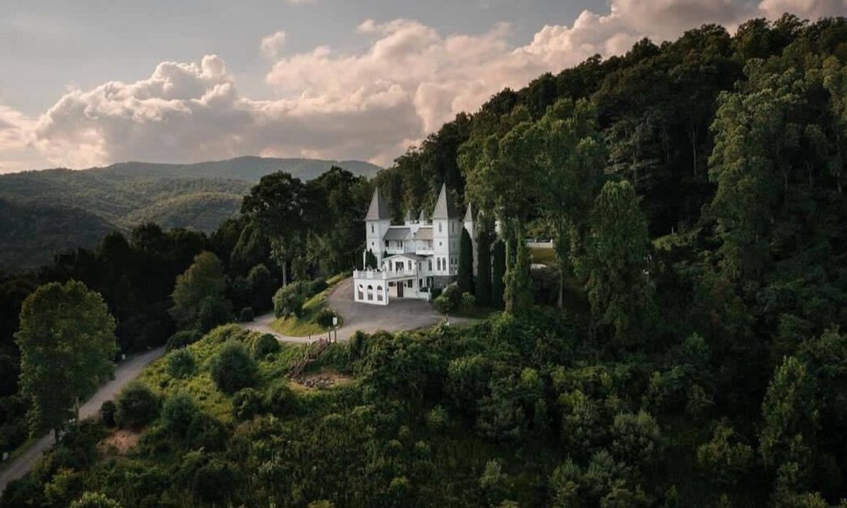 Spruce Pine Other | Smithmore Castle [ America's only 5 Star Castle Hotel ]