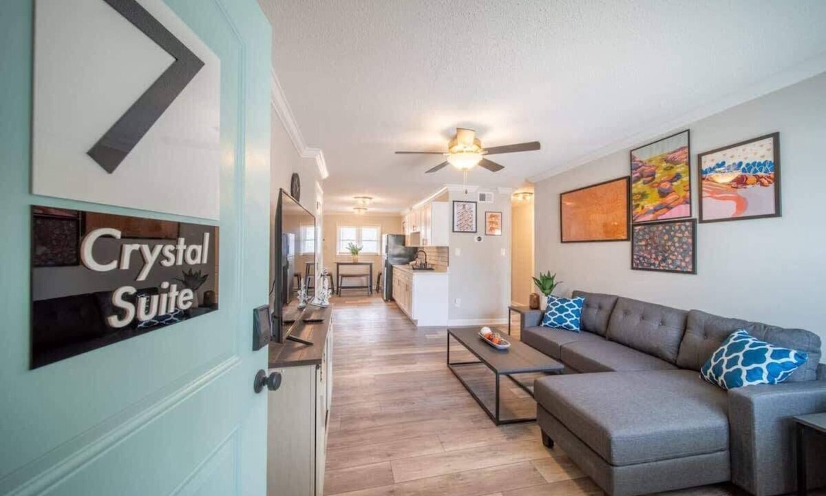 East Ocean View Apartment | Sojourn Cozy Coastal Condo - Crystal Suite