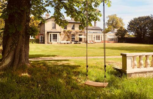 Hopton House | Somerleyton Meadows - Somerley House plus Hut & Hot Tub