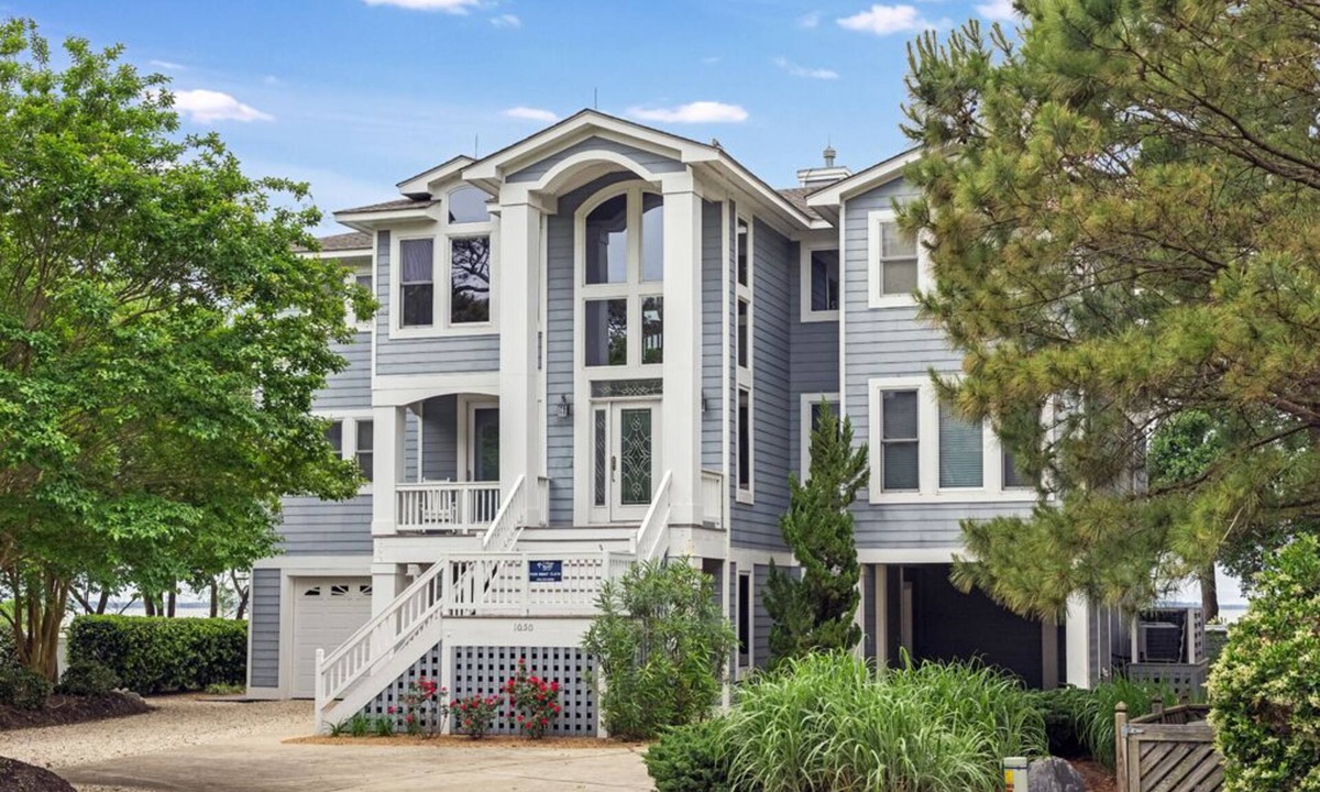 Corolla Light House | Sound Sational OBX: Awesome Views, Pool, Elevator