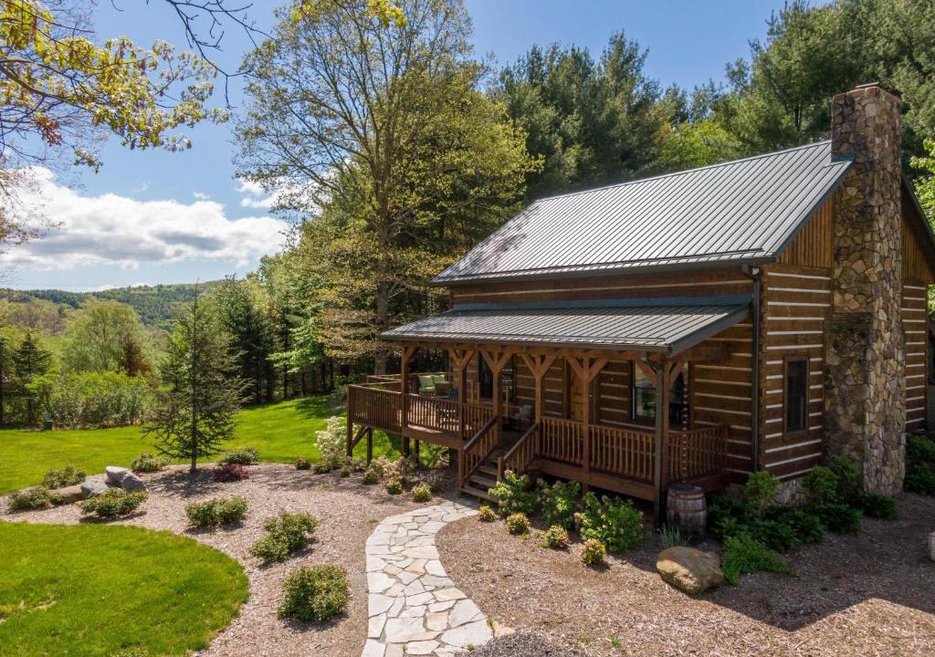 Fleetwood House | South Fork Cabin