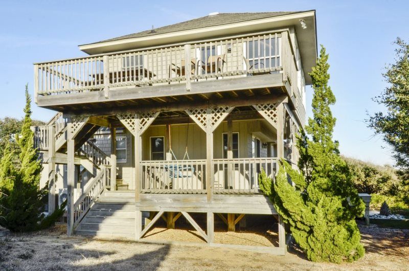 Kitty Hawk House | Southern Shores - Semi-Oceanfront - Check-In: Sat