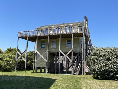 Hatteras House | SOUTHERN STAR cottage
