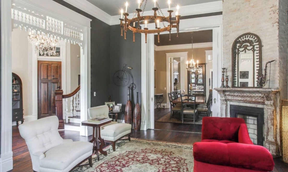 Woodland in Waverly House | Southern Stunners - Large Group Luxury
