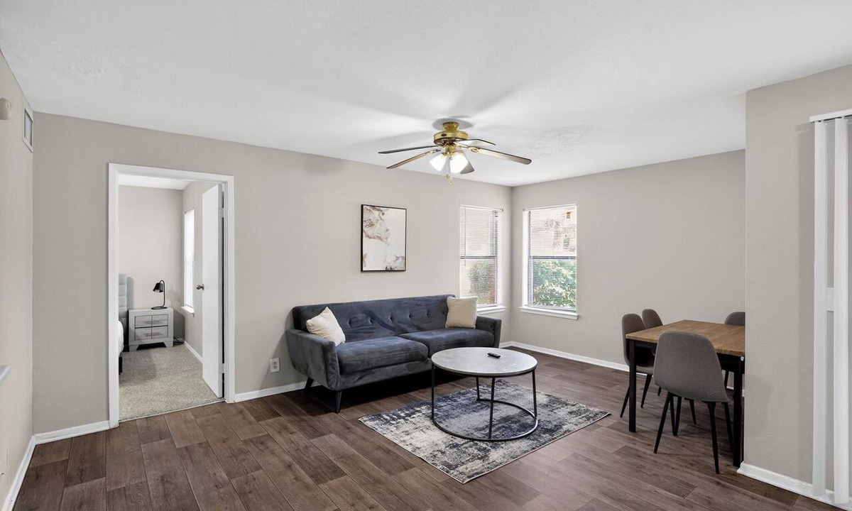 Donelson Apartment | Spacious 2-bedroom near downtown Nashville