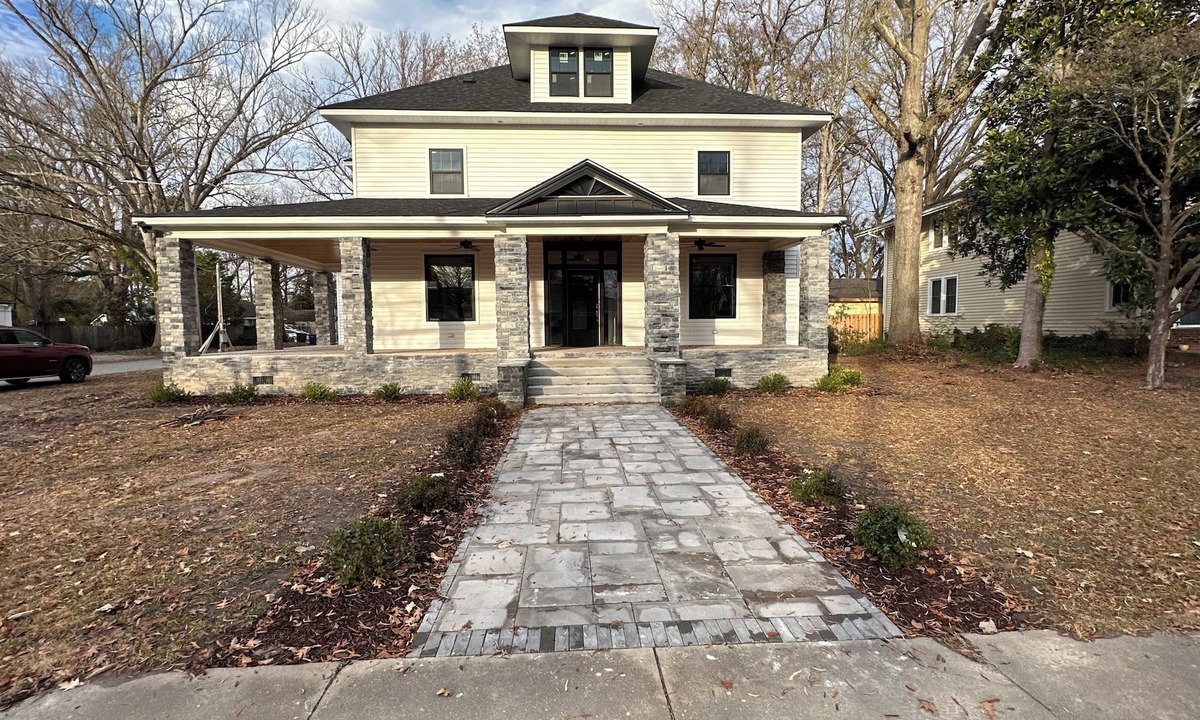 Ayden House | Spacious 5bedroom house in amazing Ayden NC perfect for hosting a large family.