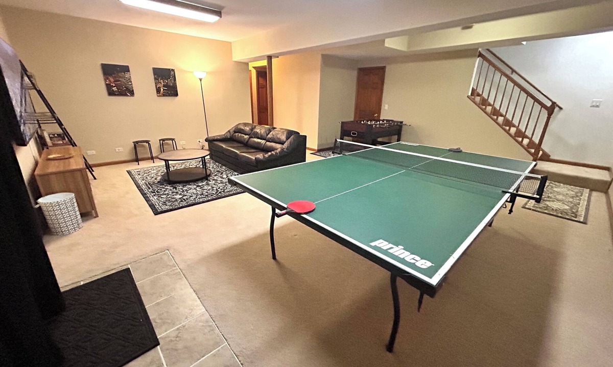 Glen Ellyn House | Spacious Deck & Balcony, Game Area, Garage