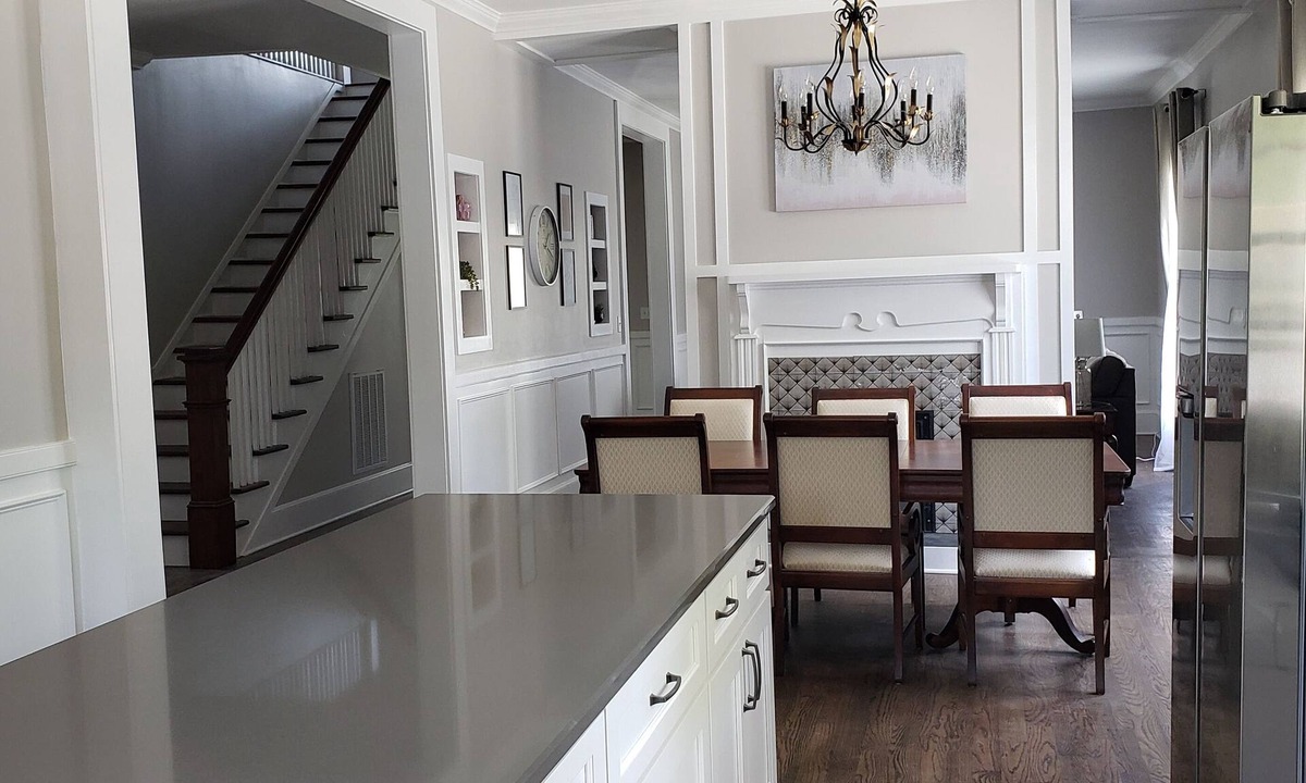 Graham House | Spacious historic home with vintage southern elegance and a gourmet kitchen
