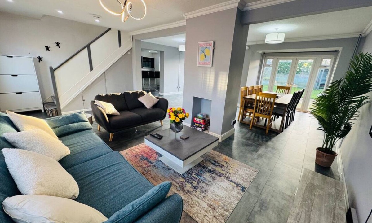 Filton House | Spacious Open-Plan Modern House w/Garden&Parking