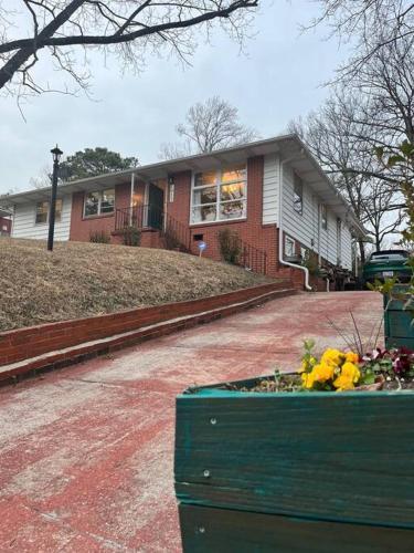 Terry Sanford House | Spacious tranquil home close to downtown 5 beds