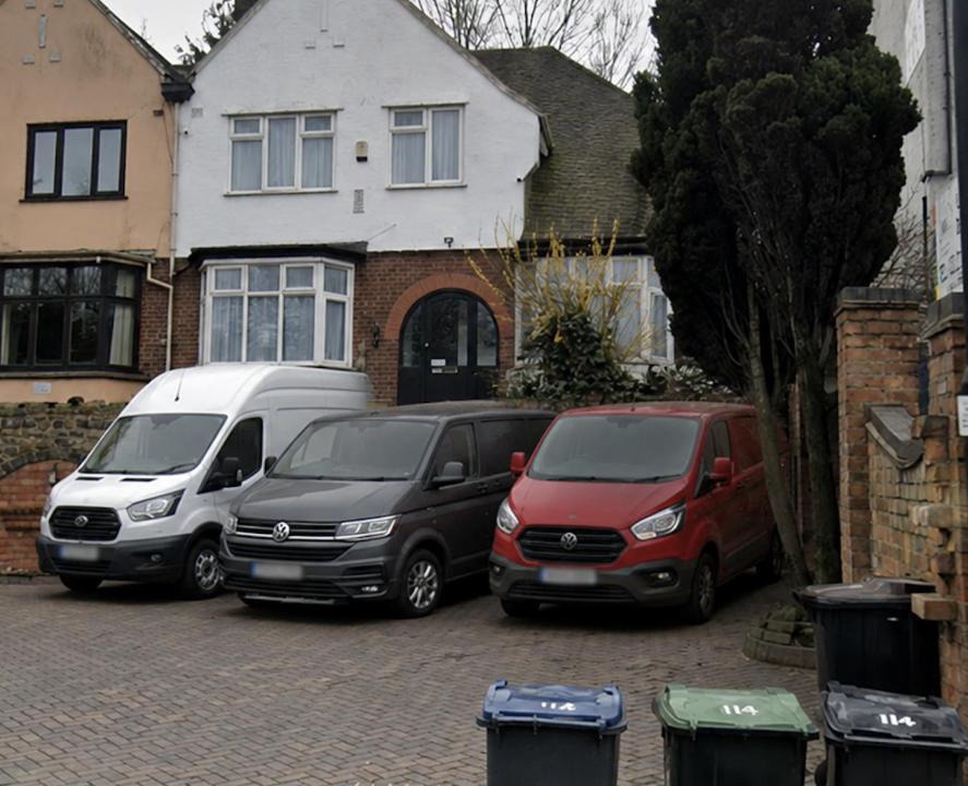 Erdington House | Spaghetti House - 6 Bedroom Contractor House Sleeps 12 Parking for 3 Vans Bromford Duddeston Fort Dunlop Star City Saltley Viaduct HS2