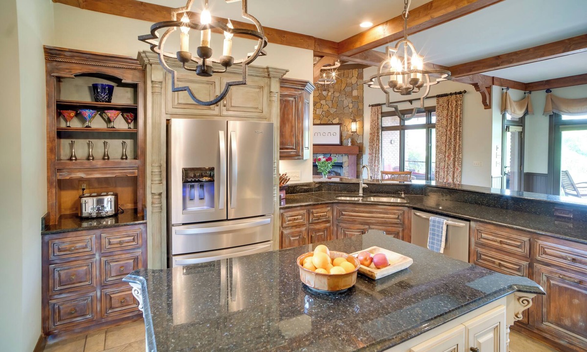 Goodlettsville House | Sprawling Tennessee Home on 20 Acres!