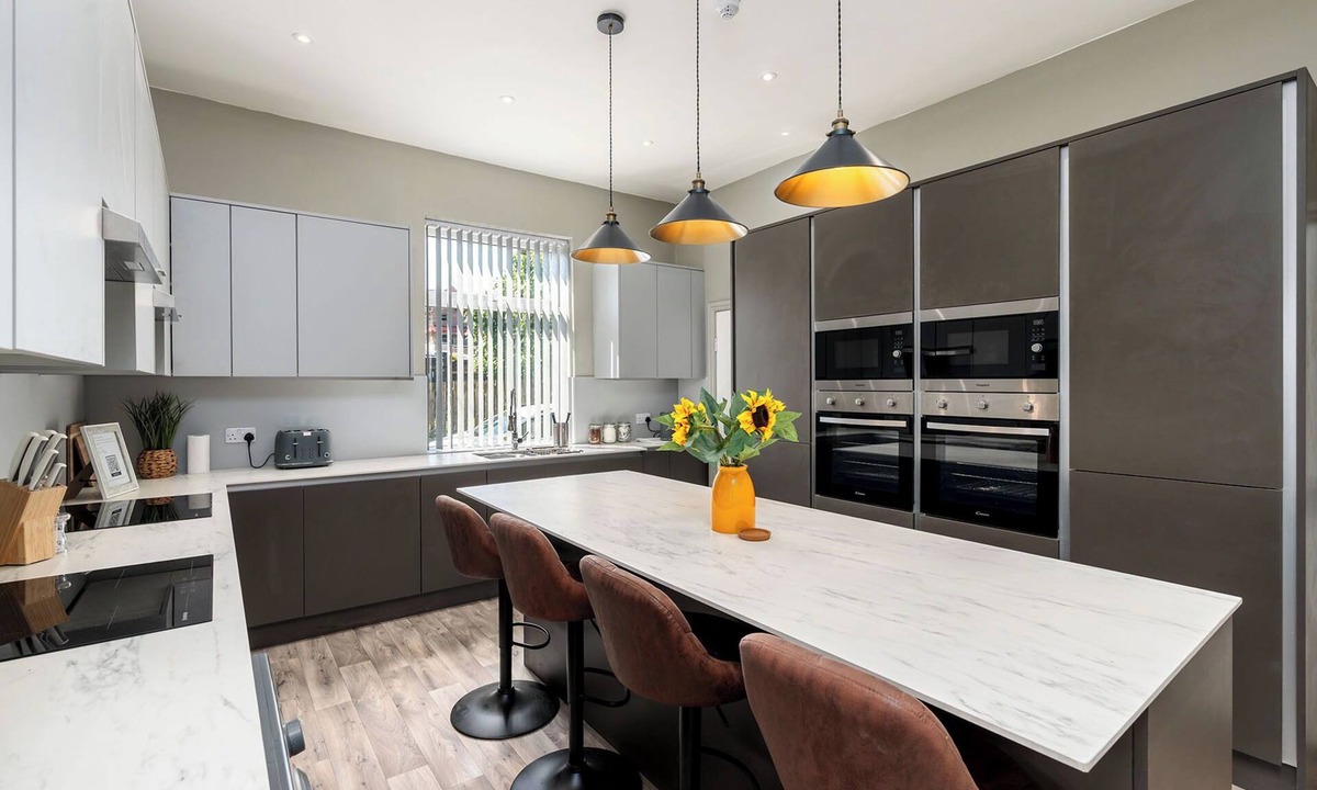 Bradford House | Springmill Gem