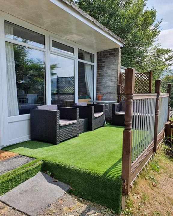Bryn-crug Cabin | Springside Chalet20
