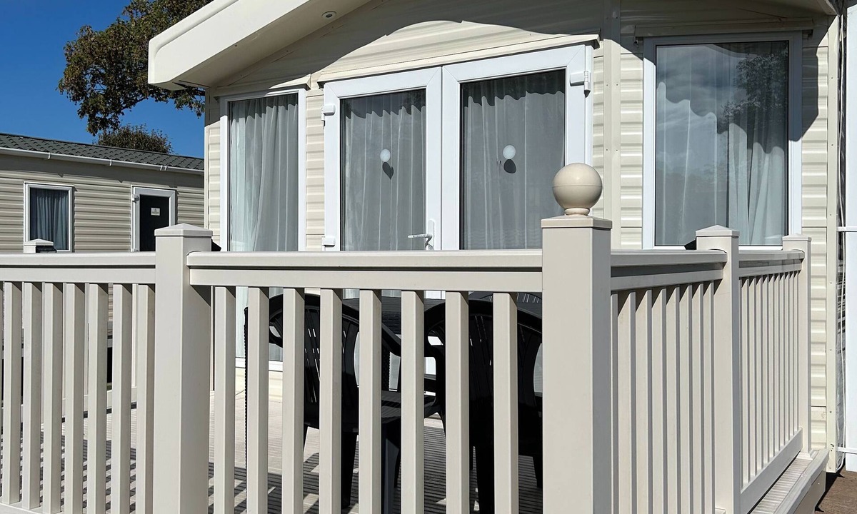 Paignton Cabin | Static Caravan Mallard Rise 22 Hoburne Devon Bay