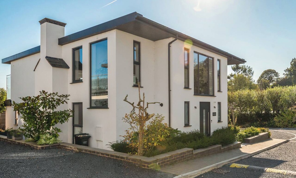 Cradley Cottage | Step into indulgence, where every detail is tailored for your comfort.