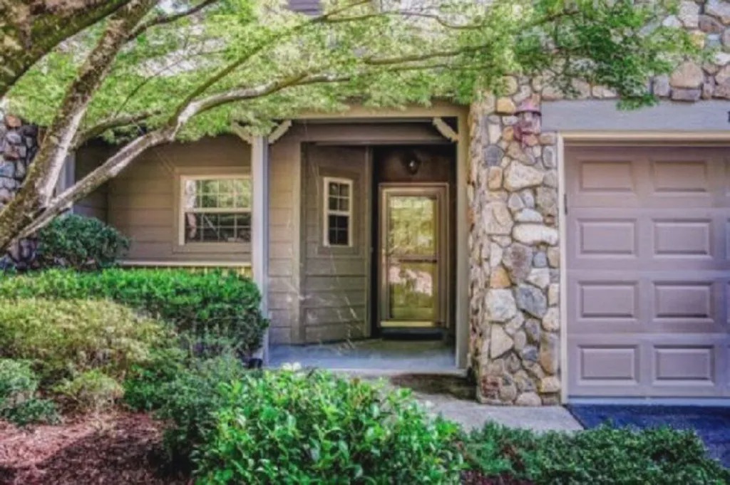 Lake Lure Condo | Stonecrest #148