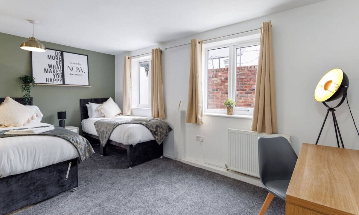 Middlesbrough Apartment | Studio 3 City Centre Fast WiFi Smart TV