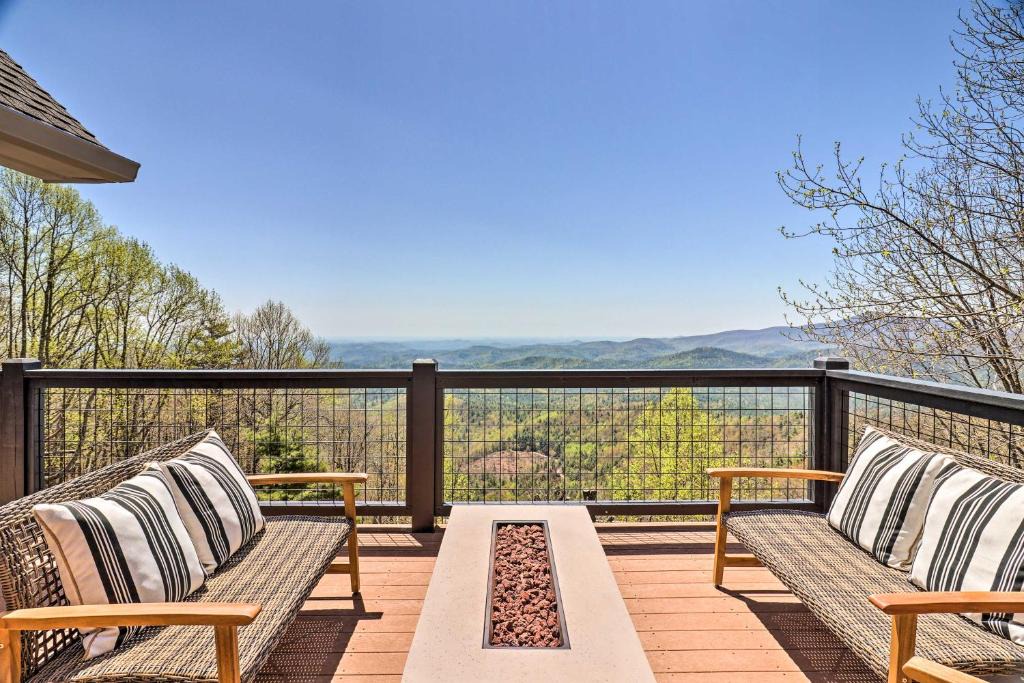Highlands House | Stunning Highlands Escape with Fireplace and Game Room