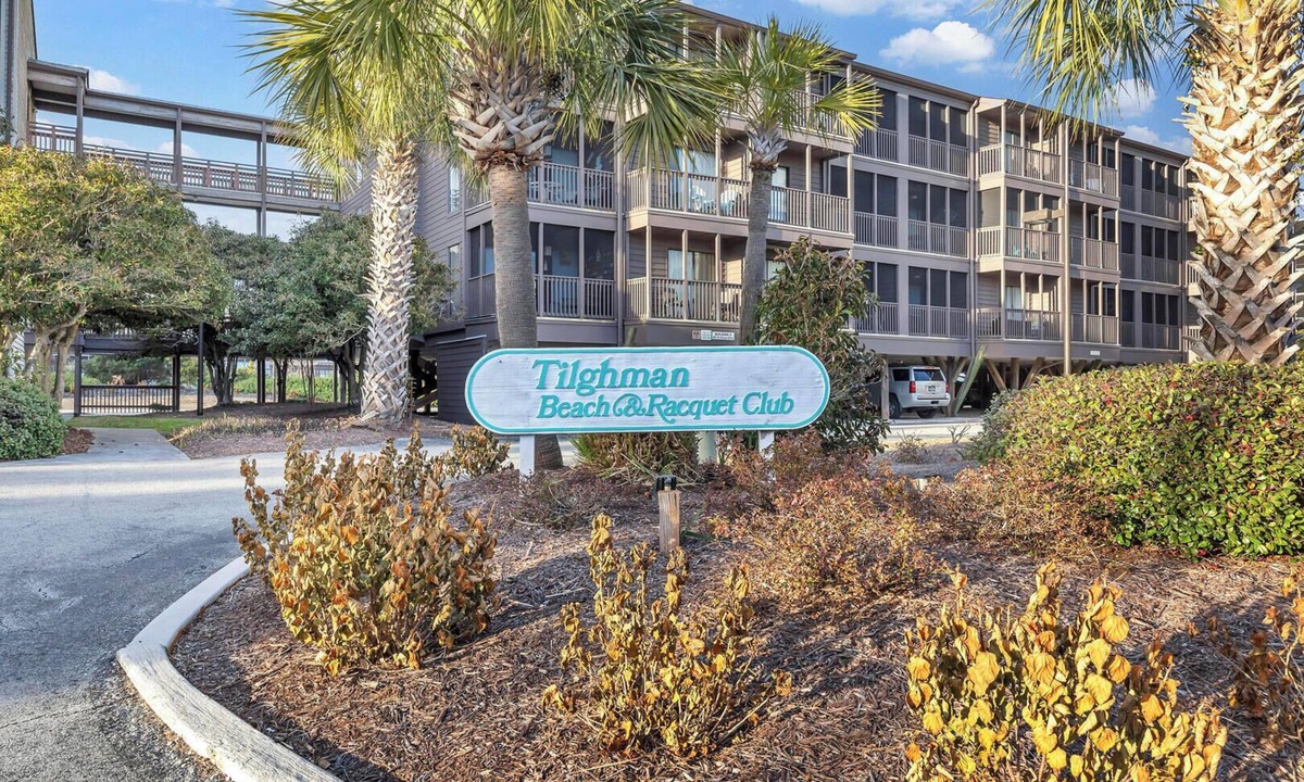 Ash Condo | Stunning Oceanfront North Myrtle Beach Condo- Walking distance to Main Street!