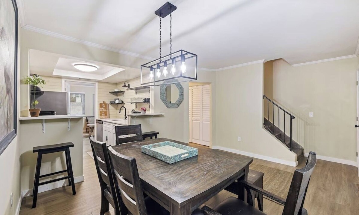Palmetto Dunes Cottage | Stylish 2BR Townhome Near Bradley Beach + Pool