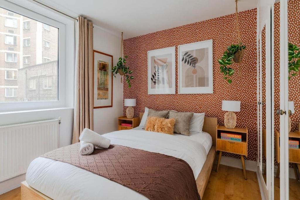 Brompton & Hans Town Apartment | Stylish South Kensington Studios