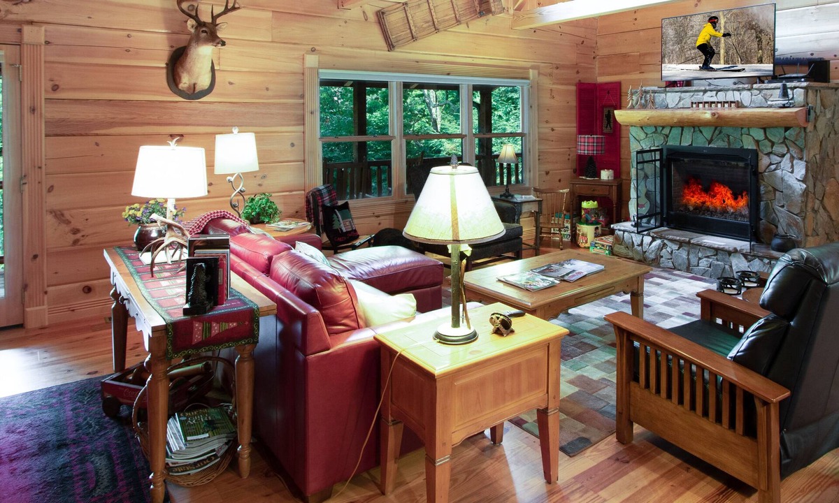 Sugar Mountain Cabin | 'Sugar Getaway' - Updated and Private!