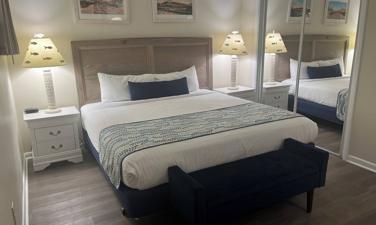 Wrightsville Beach Condo | Summer Sands Basset Beach Room 103