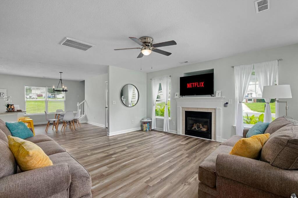 Paw Creek House | Sunny Spacious Oasis 10 min fr Whitewater Center