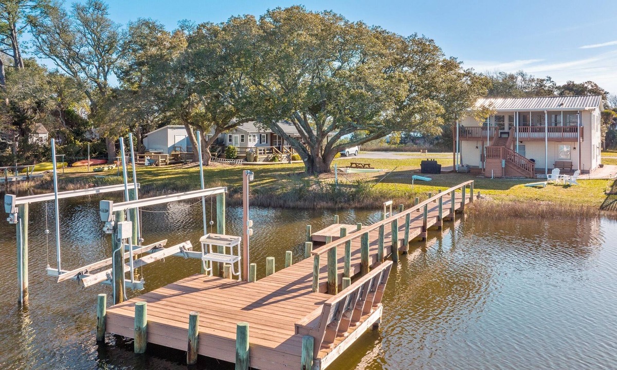 Cedar Point House | Sunset Views-Hot Tub-Game Room-Office-Private Dock