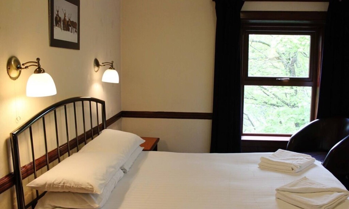 Brora Hotel | Sutherland Inn