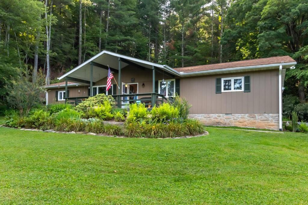Pisgah Forest House | Sutton's Kudzu Korner