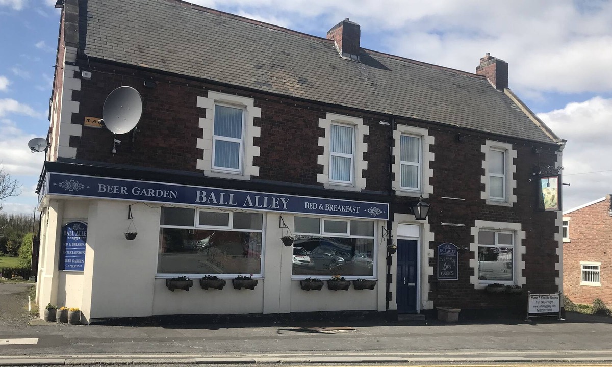 Stanley Bed & Breakfast | The Ball Alley