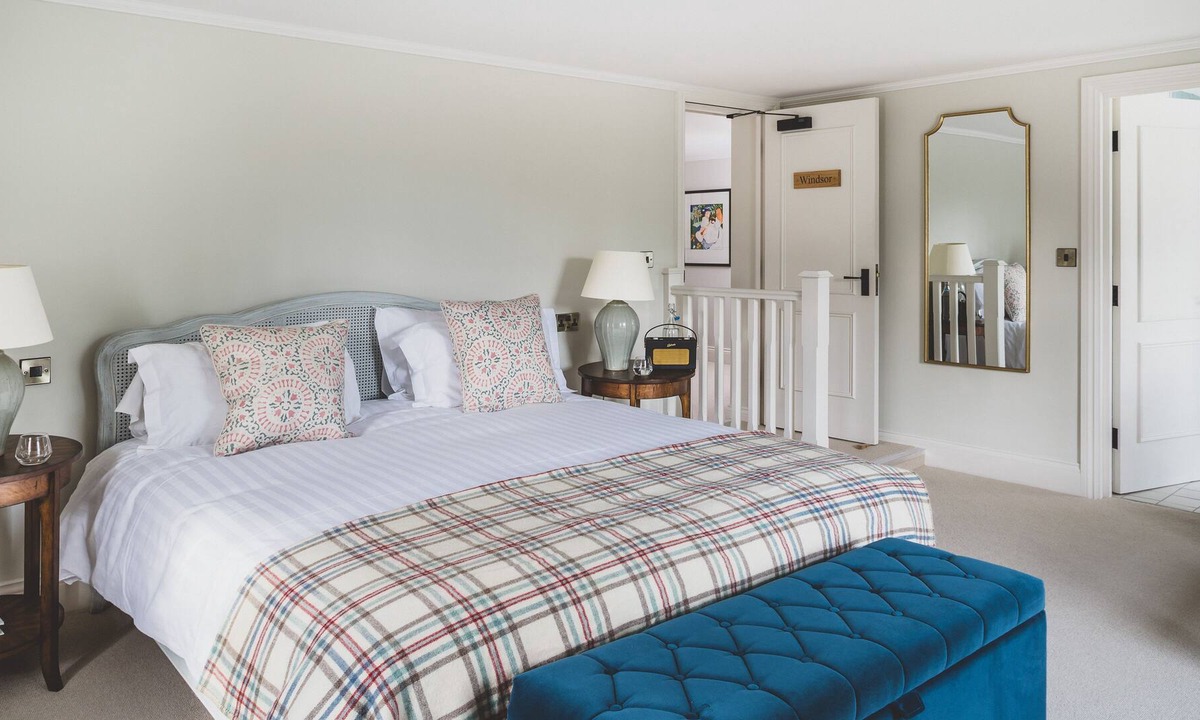 Bromfield Hotel | The Clive Arms