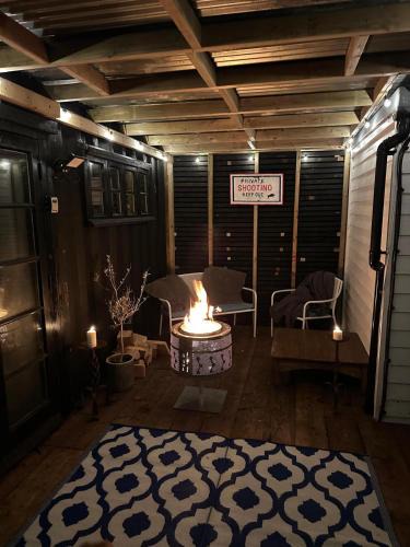 Rye Foreign House | The Container