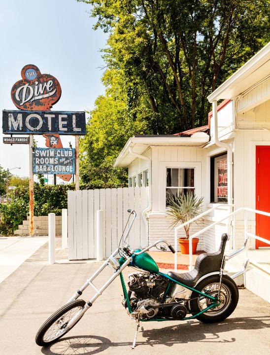 Talbot's Corner Hotel | The Dive Motel and Swim Club
