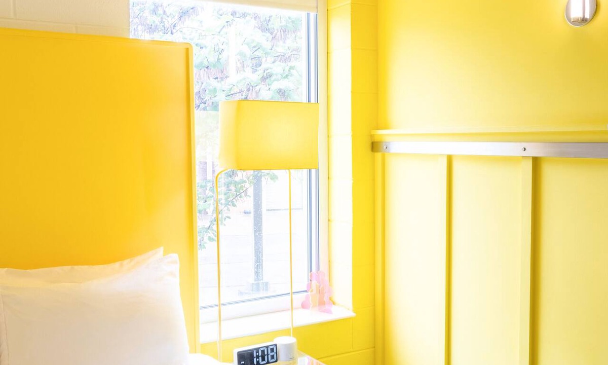 East Hill Hotel | The Gallatin(214) Colorful Boutique Hotel