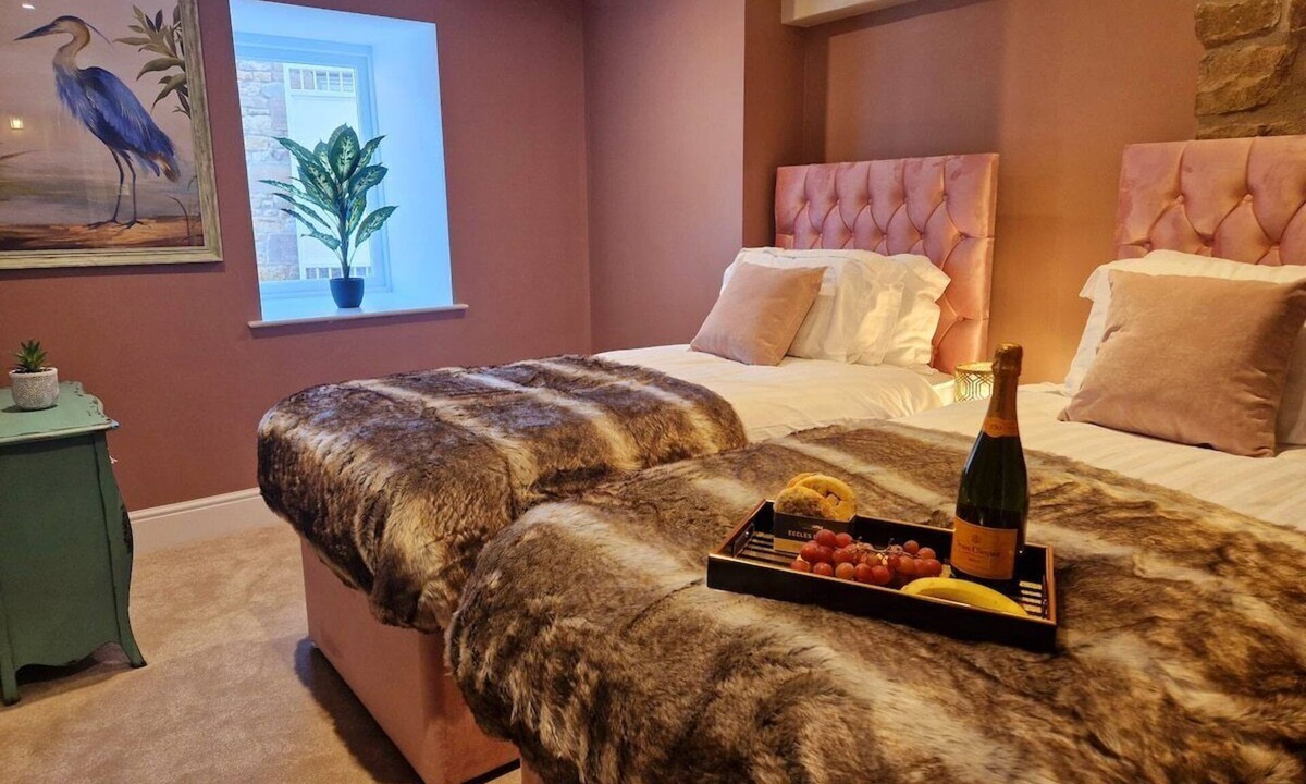 Scorton Apartment | The Hamilton luxury apartments-Lord William suite