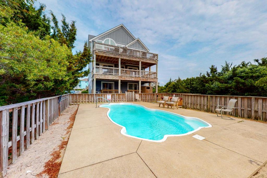 Farrow Shores House | The Lighthouse