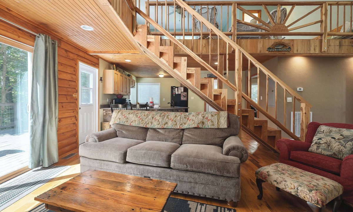Smithville Cabin | The Loft by Center Hill Lake