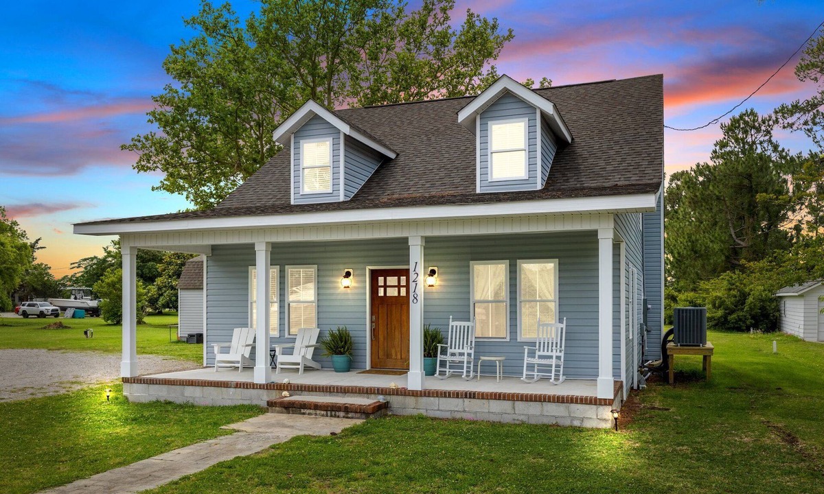 Marshallberg House | The Merry Marlin